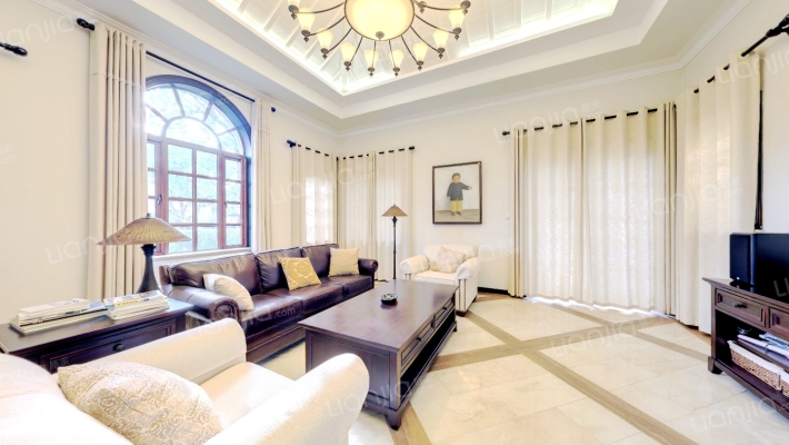 华亭别墅二手房实景图