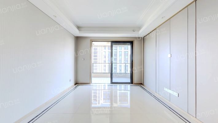 海颂街区二手房实景图