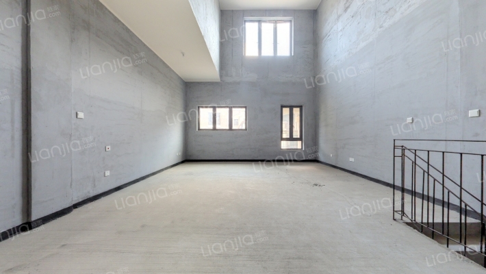 东原湖光樾墅二手房实景图