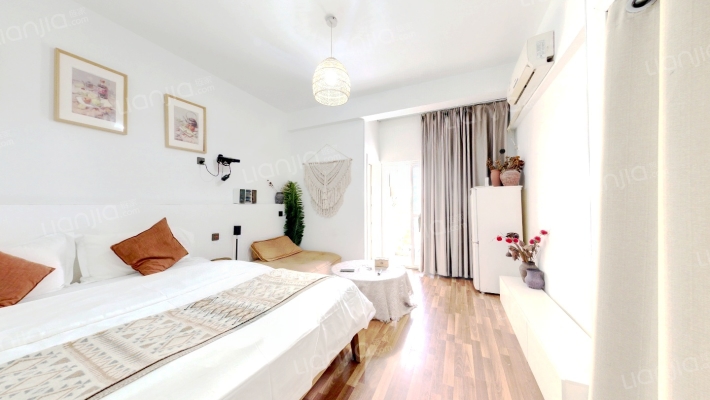 蓝光郁金香花园广场二手房实景图