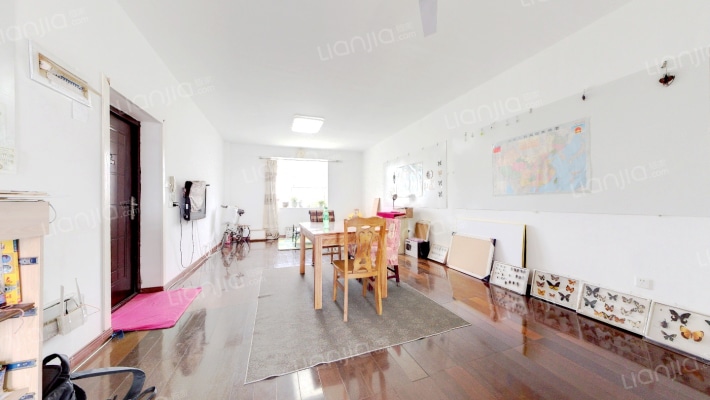 海逸新居二手房实景图