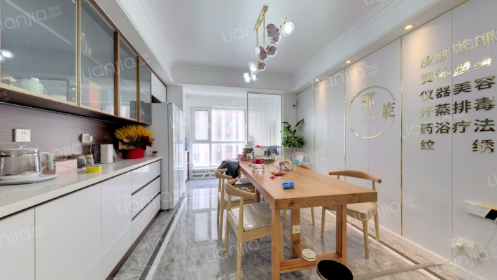 山水龙城山湖郡二手房实景图