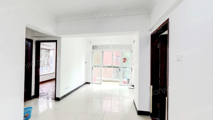 鸣翠花园二手房实景图