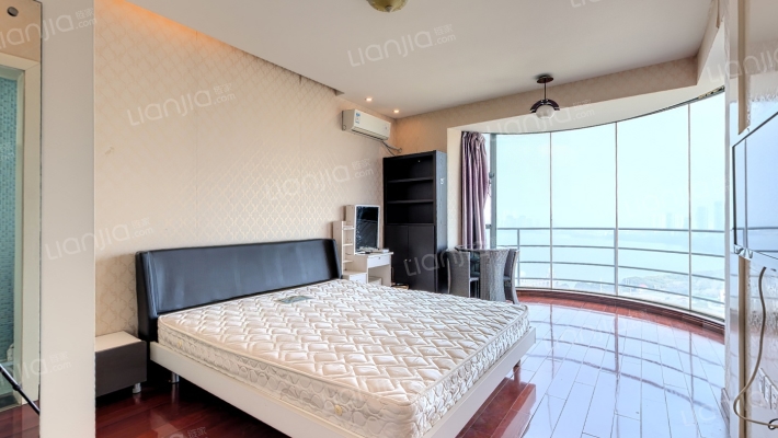 恒茂湖滨二手房实景图