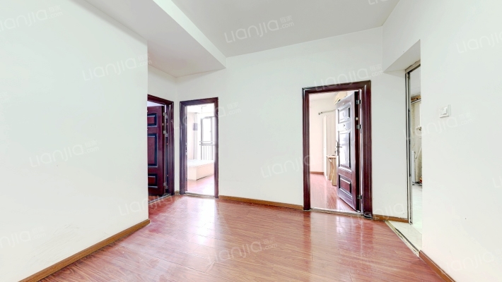 美城悦荣府二手房实景图