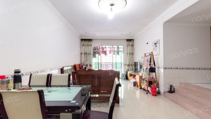 城市港湾B区二手房实景图