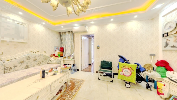 众美凤凰城海棠苑二手房实景图