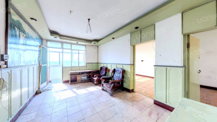 西林南路5号二手房实景图