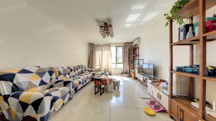 东一时区二手房实景图