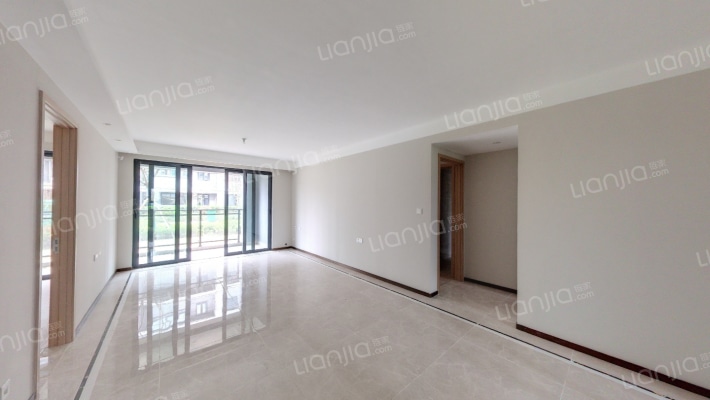 海伦堡云麓小院二手房实景图