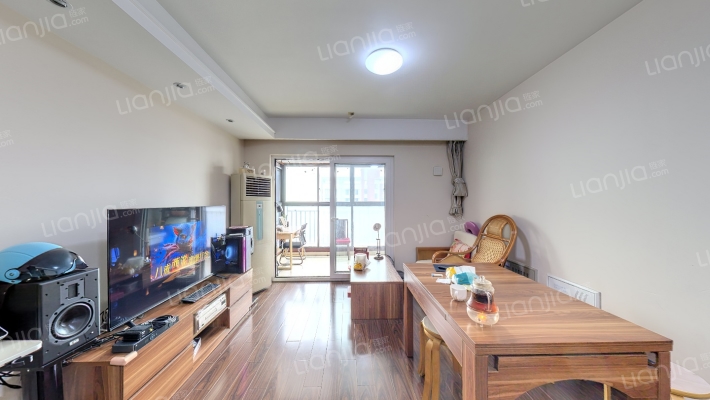 万科城二手房实景图