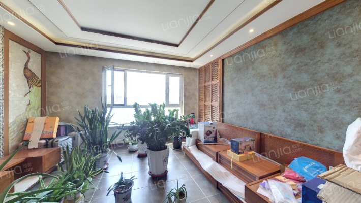 泊岸华庭二手房实景图