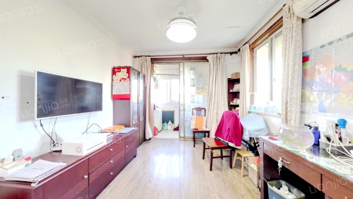 宝钢一村二手房实景图