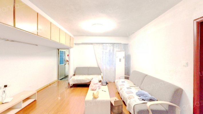 西门村光荣小区二手房实景图