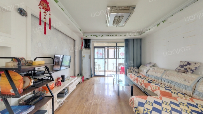 和昌都汇华郡二手房实景图