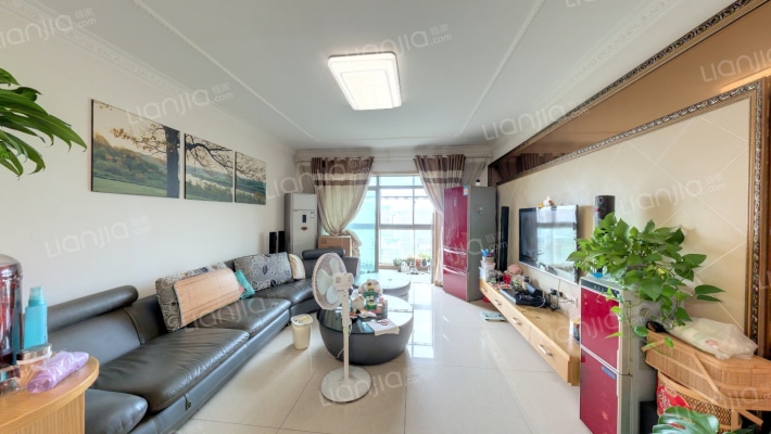 新城新世界一期二手房实景图