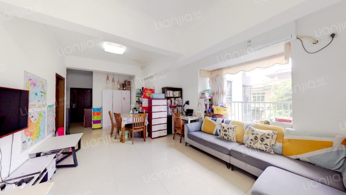 白云畔山花园圣地摩坊二手房实景图