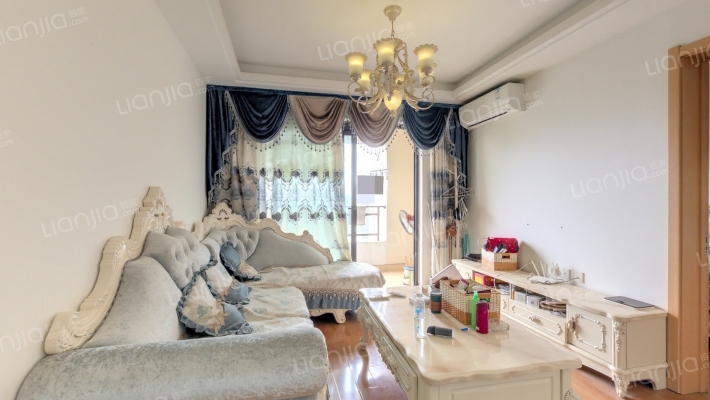 万科悦湾北区二手房实景图