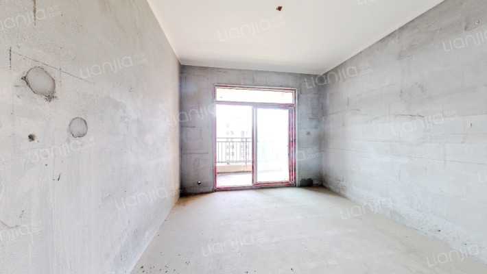 红霞雅苑二手房实景图