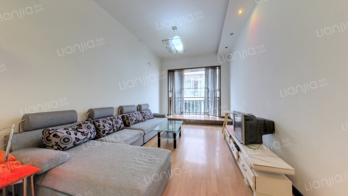 华贵苑二手房实景图