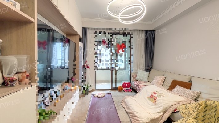 依云景苑二手房实景图