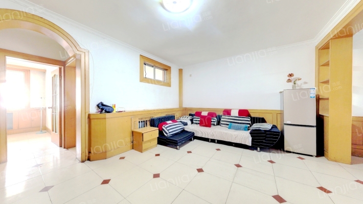 华龙路665号二手房实景图