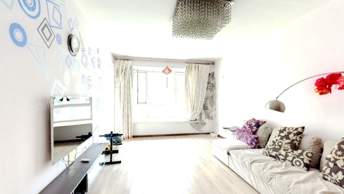 美罗湾三期二手房实景图