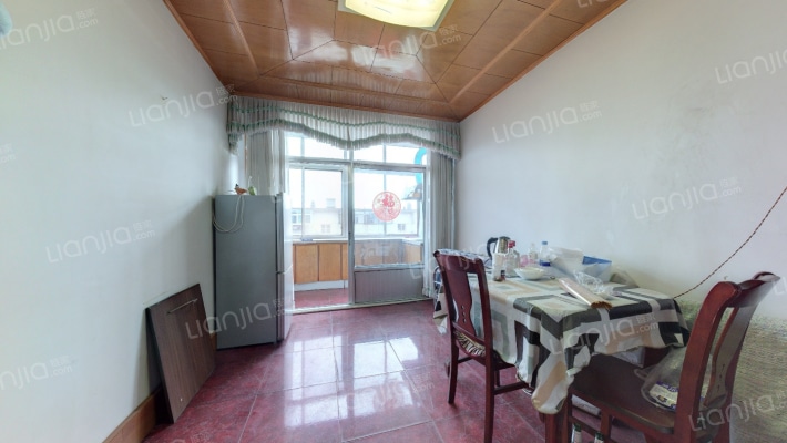 监狱家属楼二手房实景图