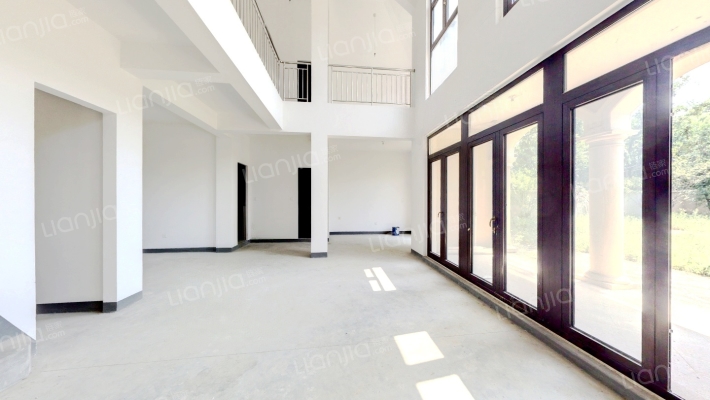 绿城青山湖红枫园二手房实景图