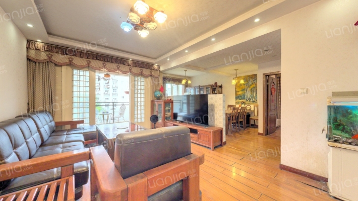 金牛花园二手房实景图