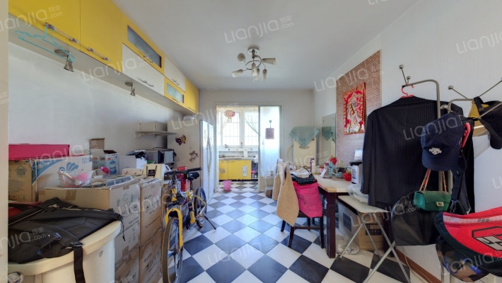 隆源家园二手房实景图