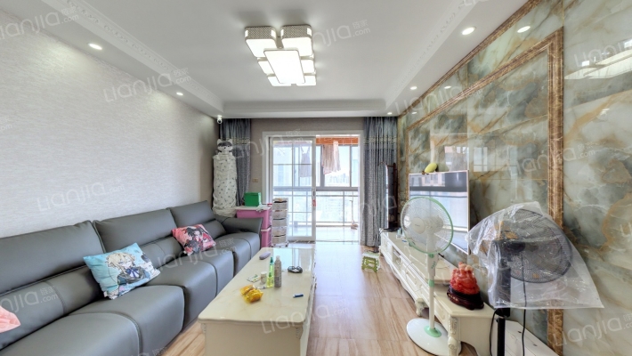 金诺雅苑二手房实景图