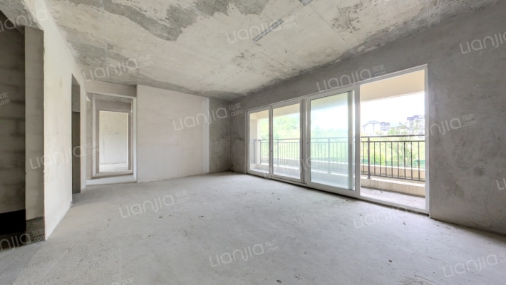 中南春风南岸二手房实景图