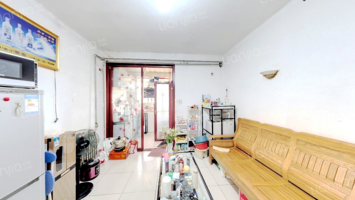 劳教所宿舍二手房实景图