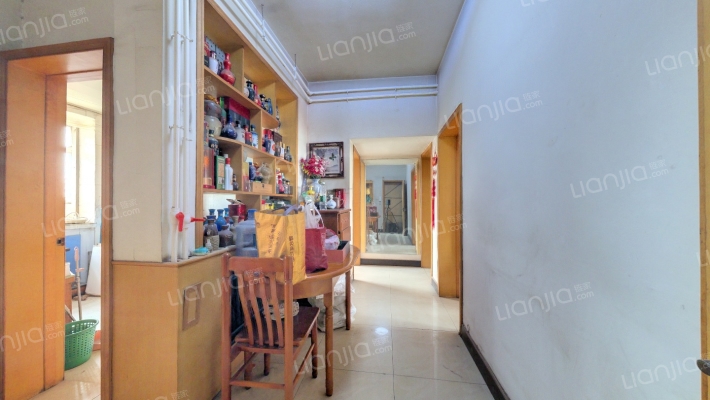 邮专学校宿舍二手房实景图