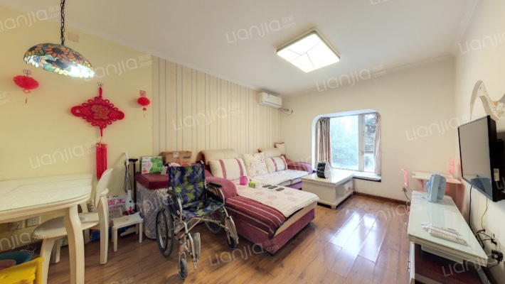 雅南居二手房实景图