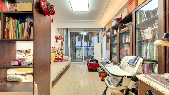 印象花园二手房实景图