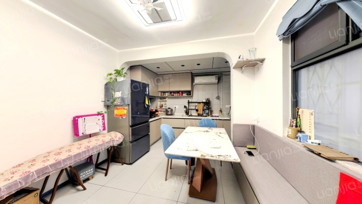 新园新村B区二手房实景图