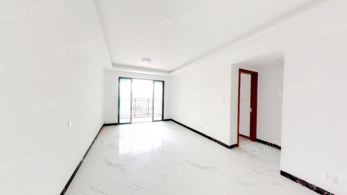 丰泰橡树溪谷二手房实景图