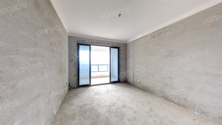 长房半岛蓝湾一期二手房实景图