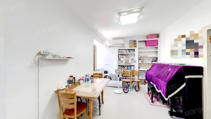 莲岳里小区东区二手房实景图