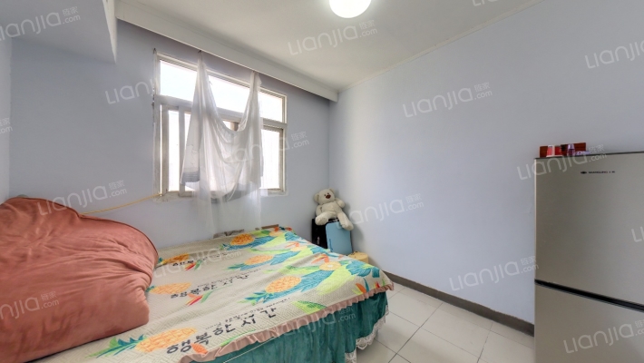 苗圃街11号院二手房实景图