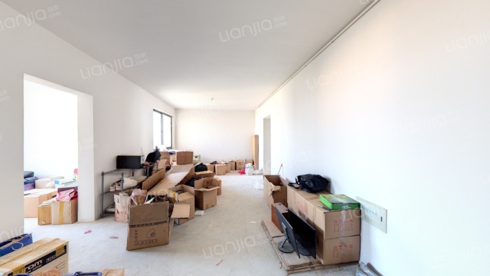 春雷嘉苑二手房实景图