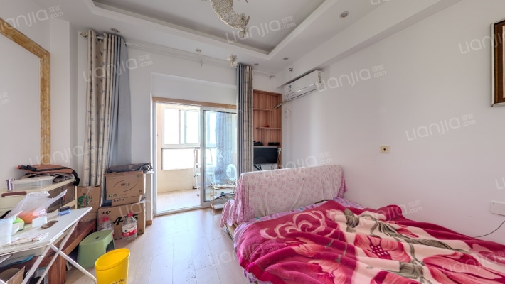 红豆香江银座二手房实景图