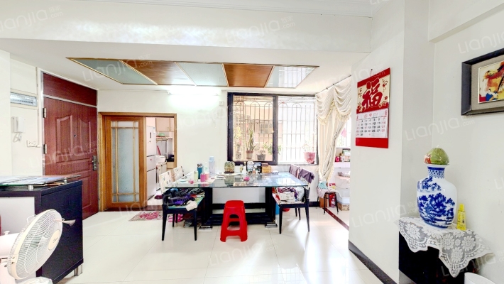 广纸小区二手房实景图