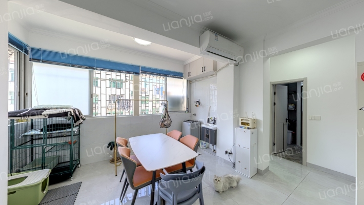 德宝大厦二手房实景图