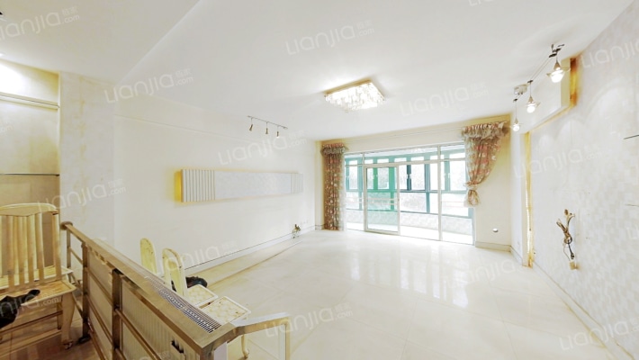 芳草地二手房实景图