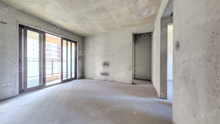 珑玥公馆二手房实景图