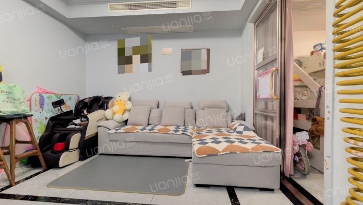 新时代花园二手房实景图