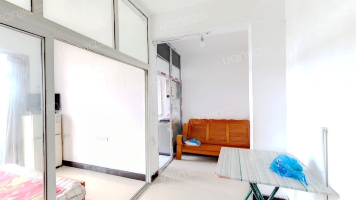 云湖景苑二手房实景图